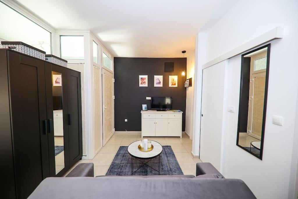“Minipalais” Apartment In The Heart Of زادار المظهر الخارجي الصورة